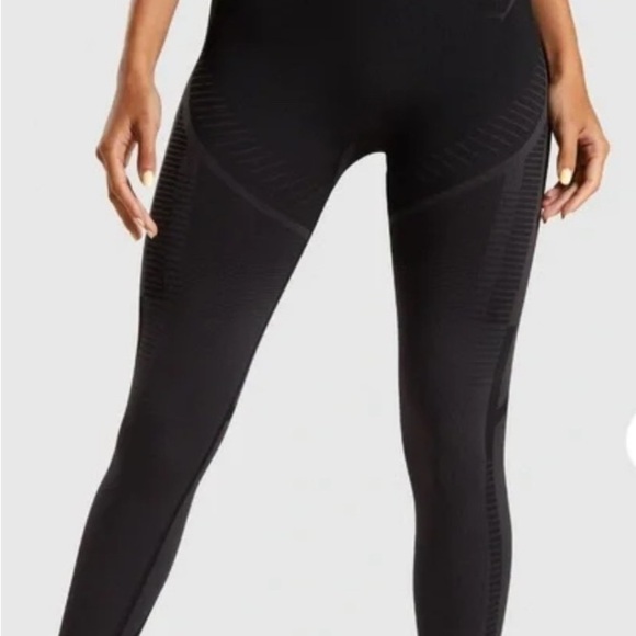 Gymshark Geo Seamless Leggings – Black (XS) - Picture 2 of 10
